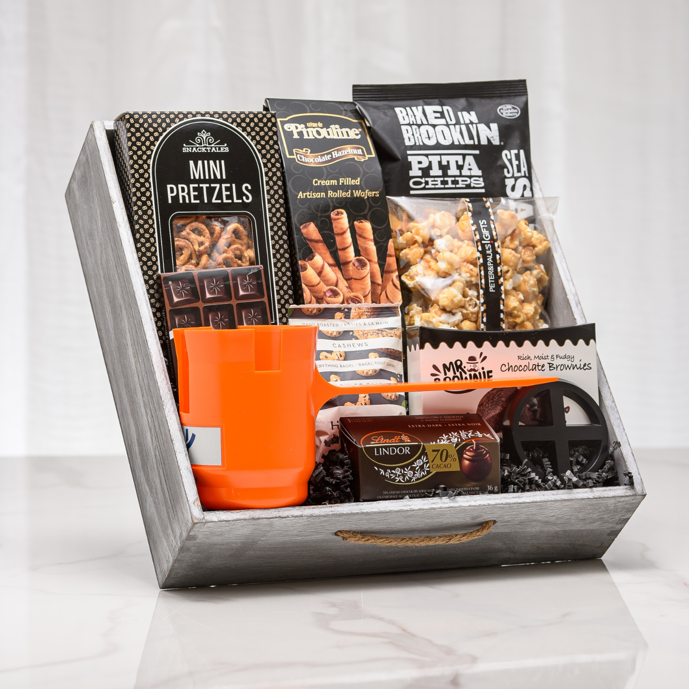 HandiCup Large Gift Basket