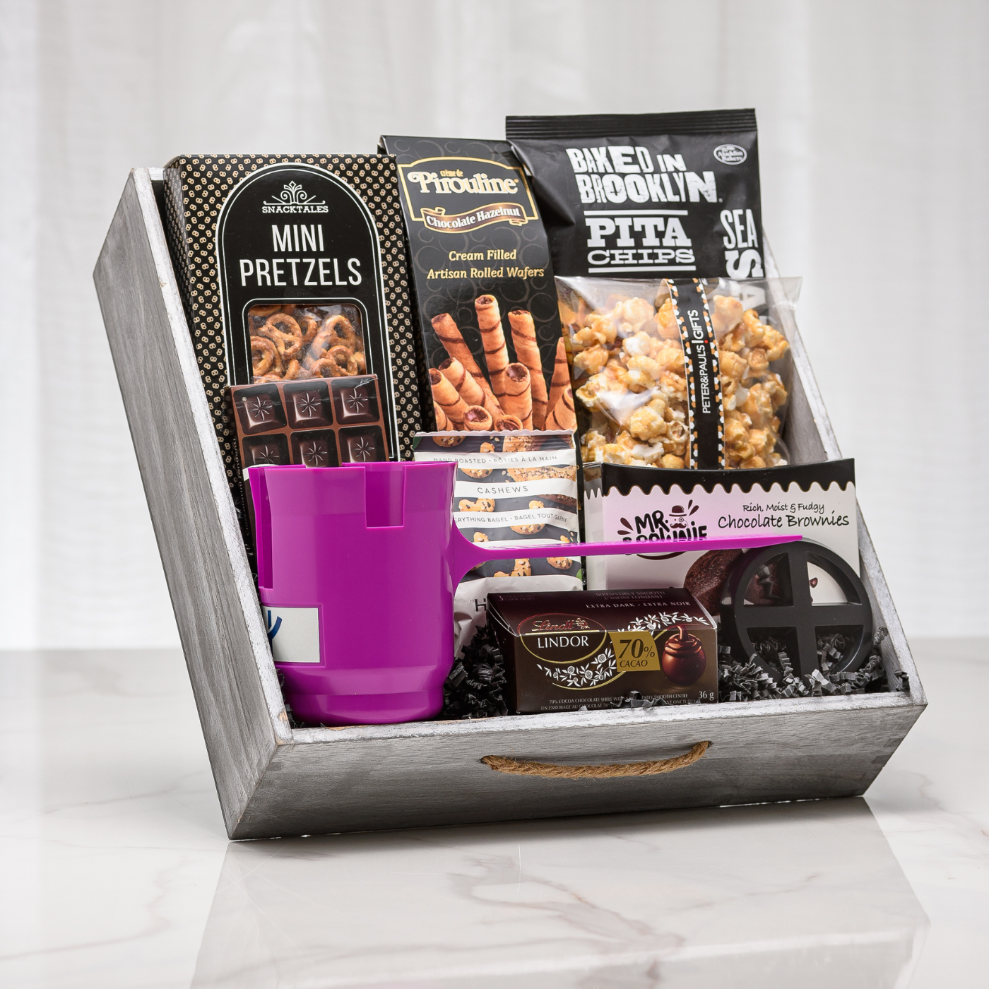 HandiCup Large Gift Basket