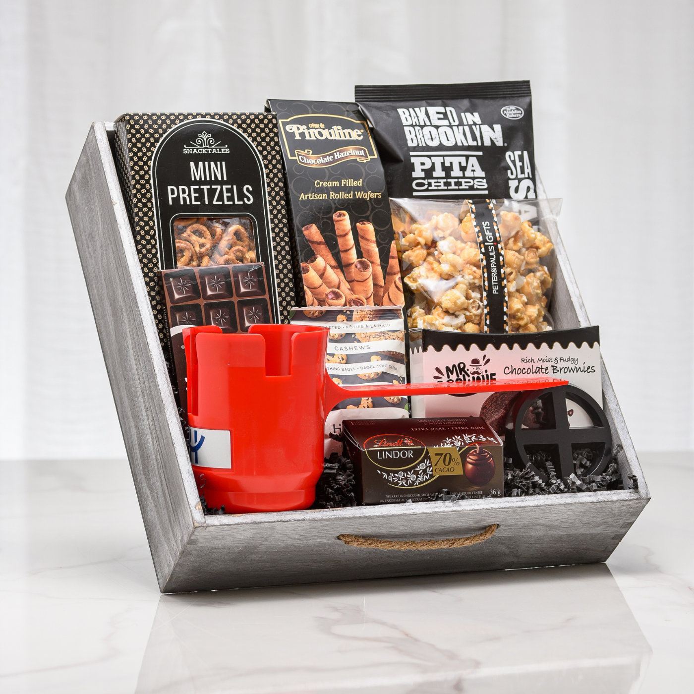 HandiCup Large Gift Basket
