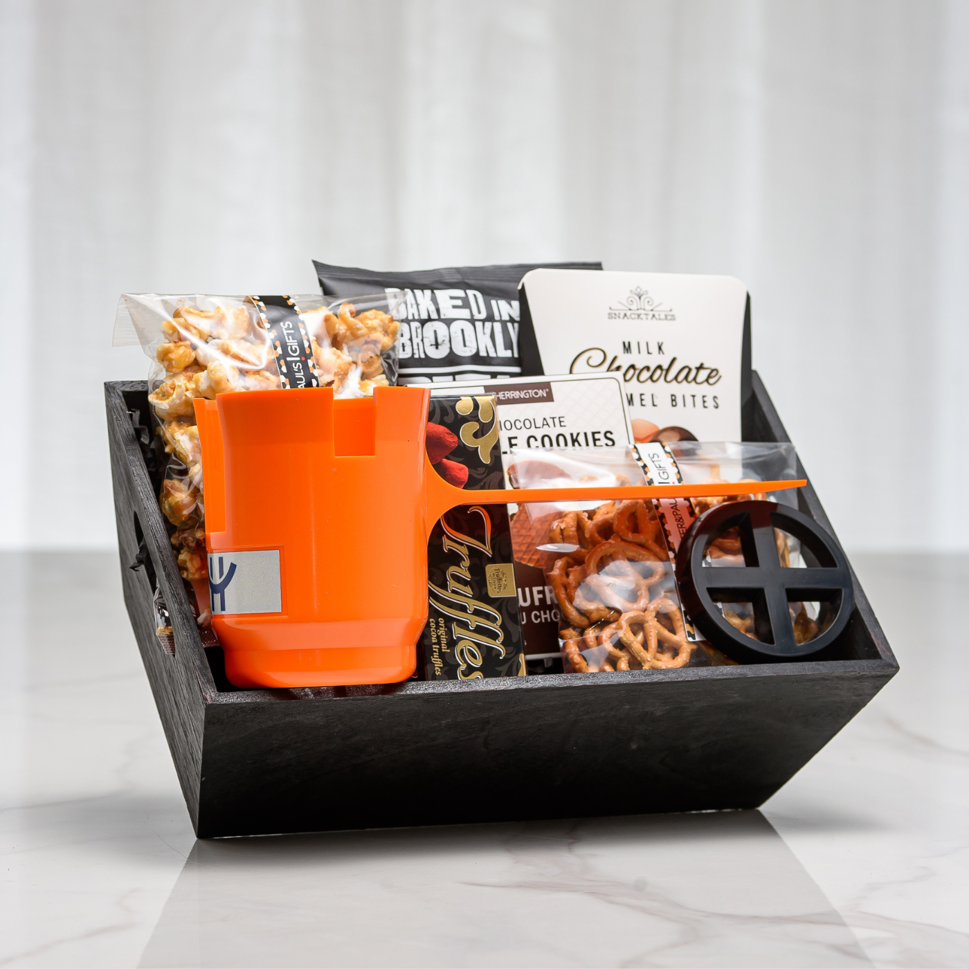 HandiCup Small Gift Basket